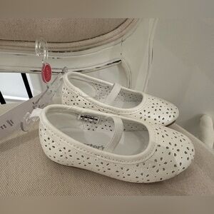 🦢 12~18 Mth Size 5 Carter's White Baby Floral Ballet Flats NWT